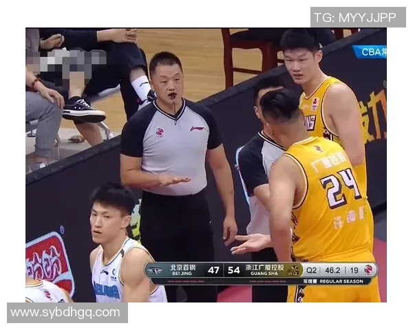 赛后分析:杭州篮球队与北京篮球队在比赛中的战术灵活性对比